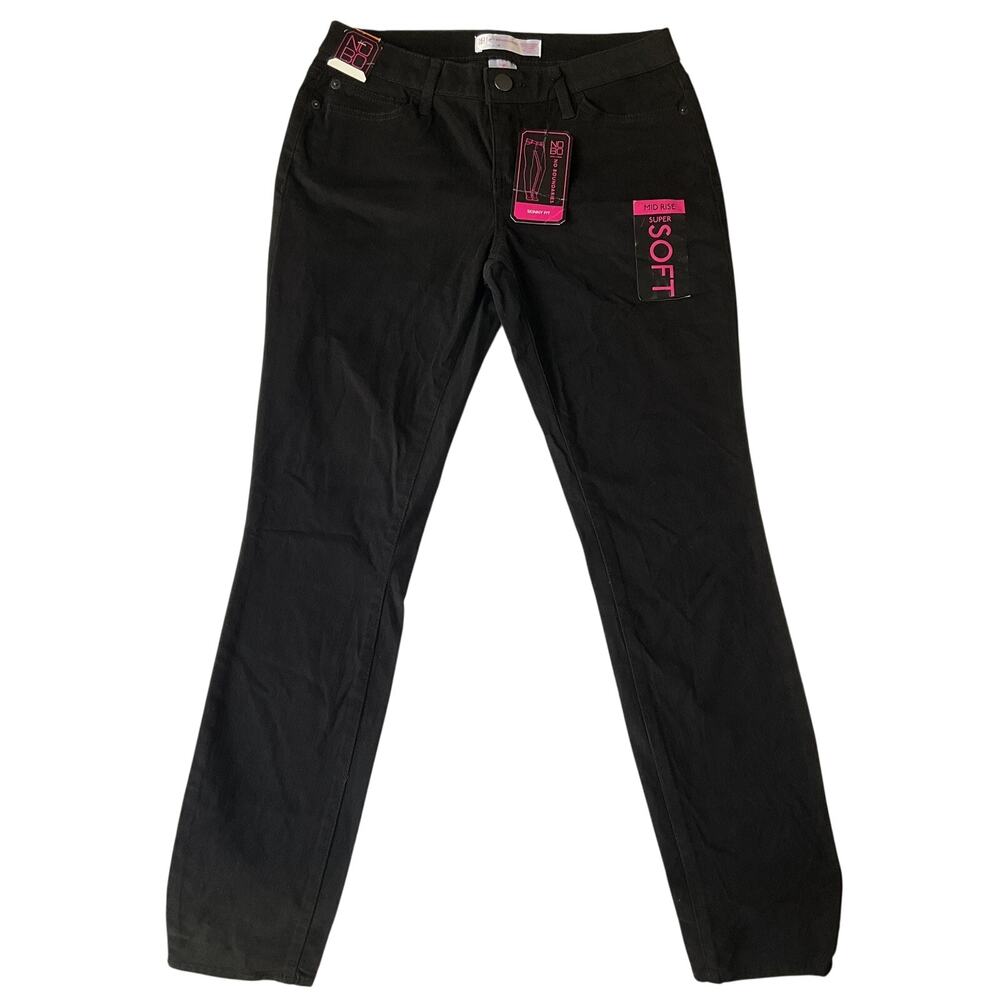 No Boundaries Women Jeans 9 Black Skinny Fit 29" Inseam NWT 29” Waist Super Soft